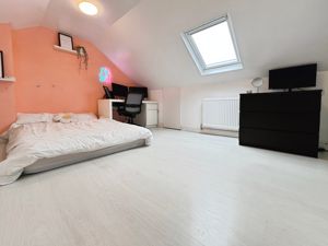 Loft Room- click for photo gallery